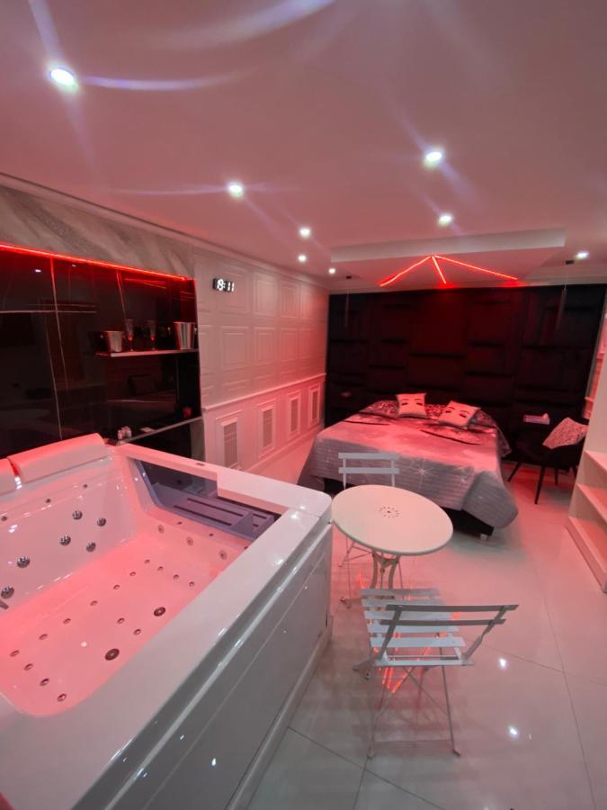 Samm B&B Porta San Gennaro เนเปิลส์ ภายนอก รูปภาพ